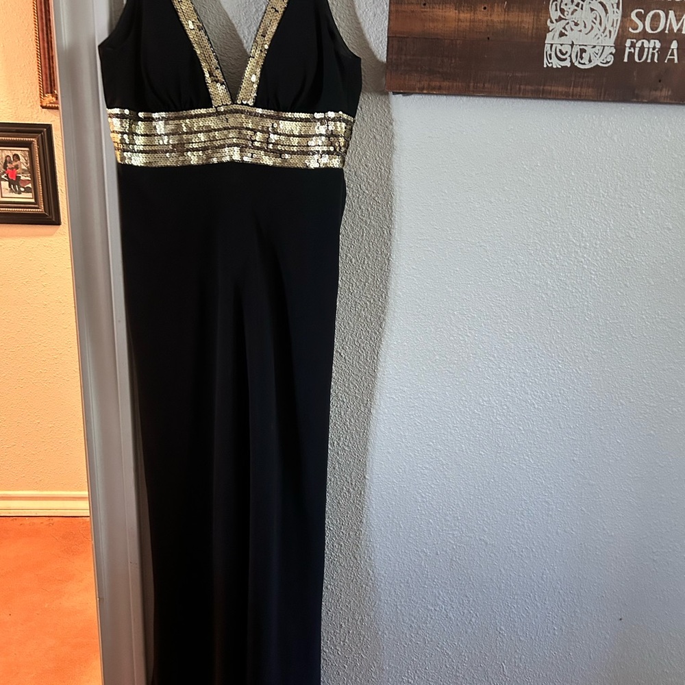 Elegant Black and Gold Women's Dress